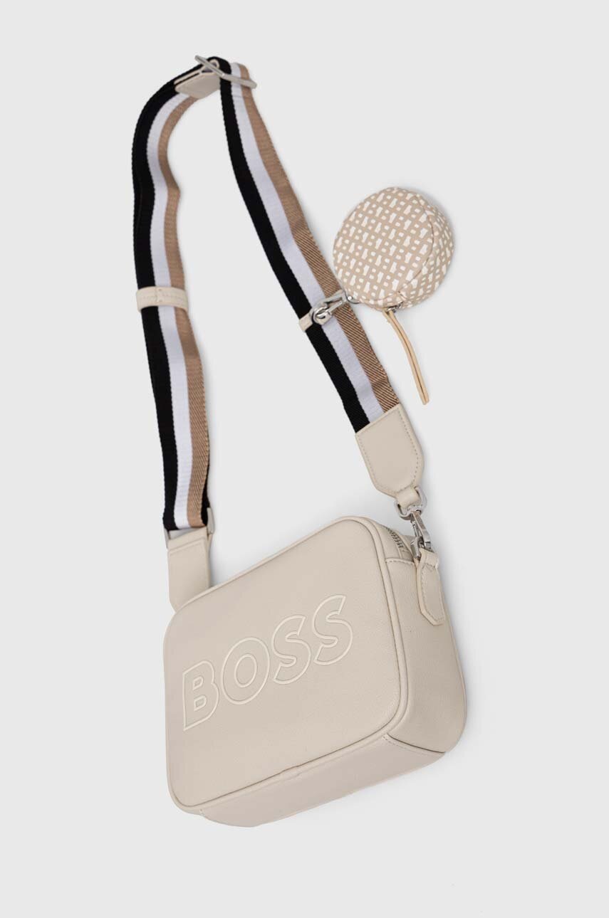 

Сумочка BOSS цвет бежевый