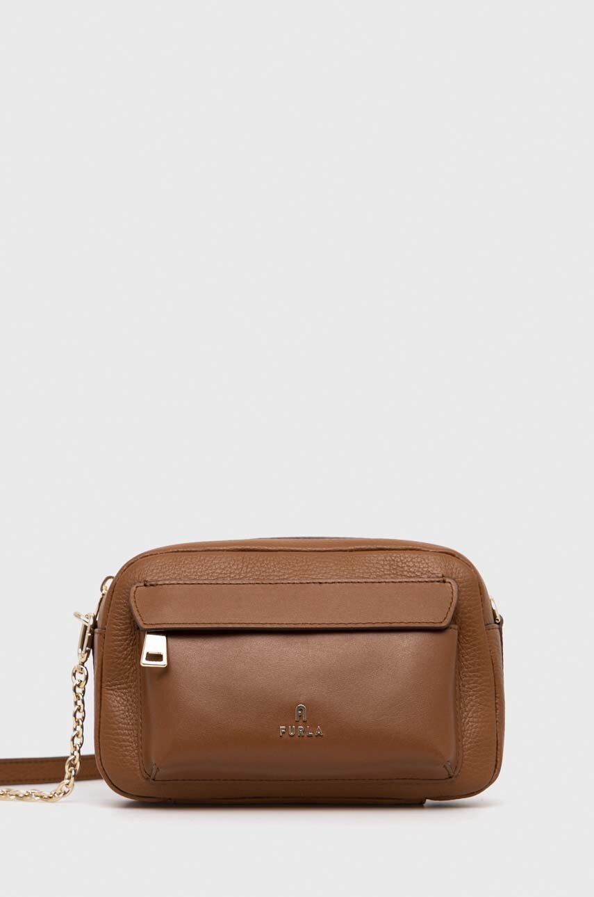 

Кожена чанта Furla Favola в кафяво, Кафяв