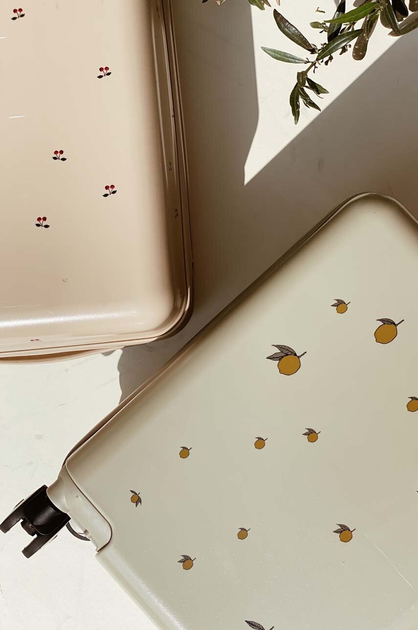 Чемодан Konges Sløjd цвет жёлтый Чемодан Konges Sløjd цвет жёлтый