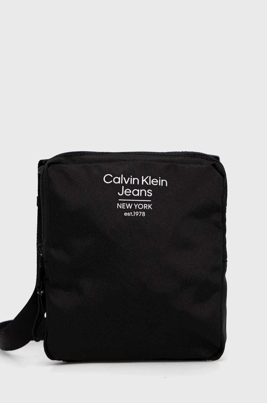 

Чанта през рамо Calvin Klein Jeans в черно, Черен