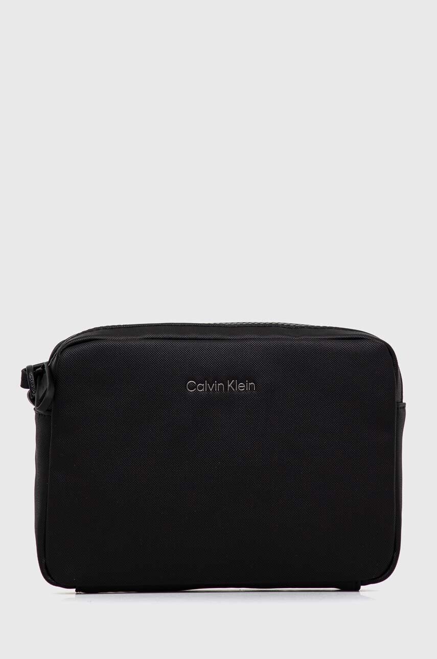 

Чанта през рамо Calvin Klein в черно, Черен