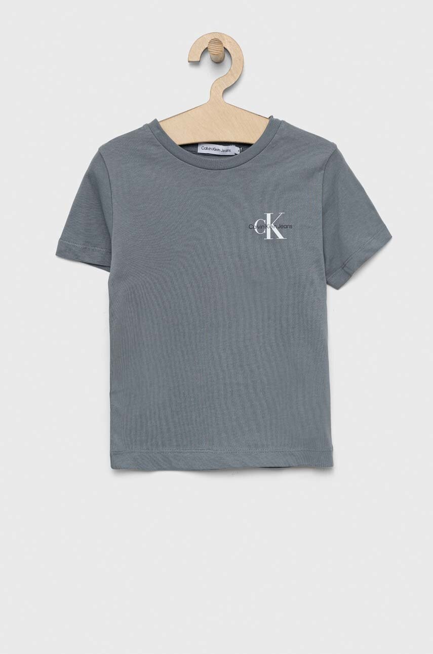 

Детска памучна тениска Calvin Klein Jeans в сиво с изчистен дизайн, Сив
