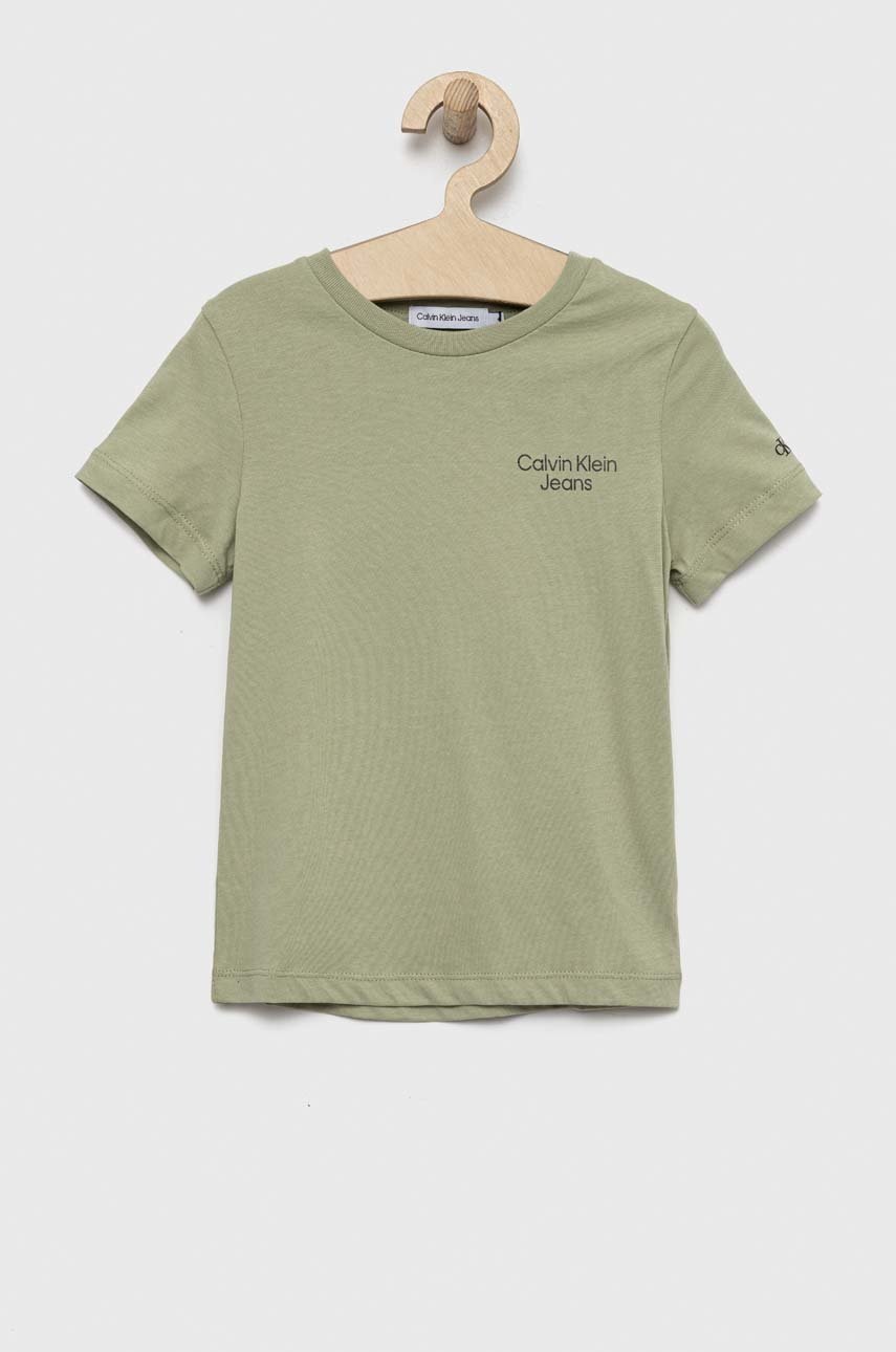 

Детска памучна тениска Calvin Klein Jeans в зелено с принт, Зелен