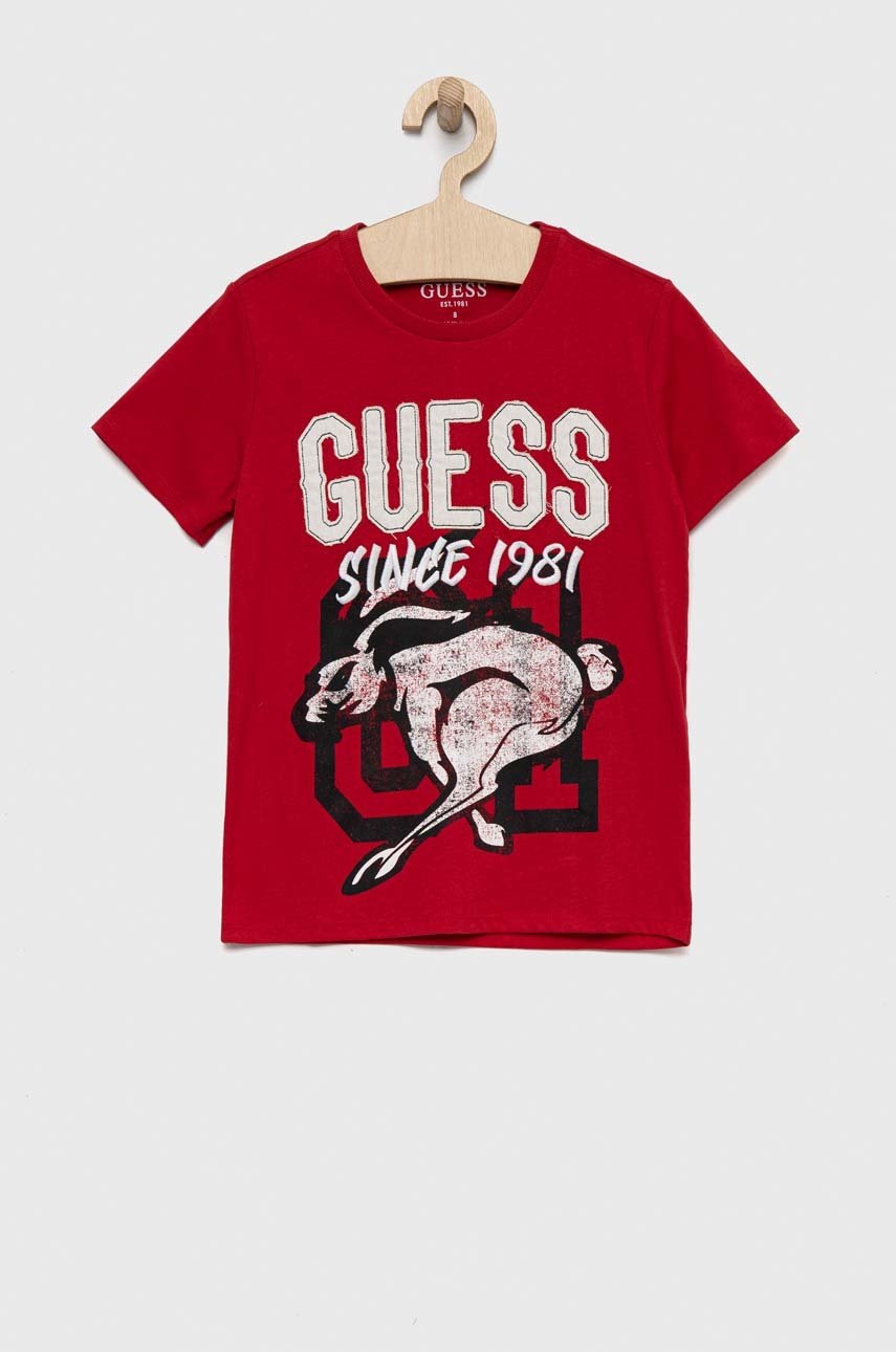 

Дитяча бавовняна футболка Guess колір червоний з принтом