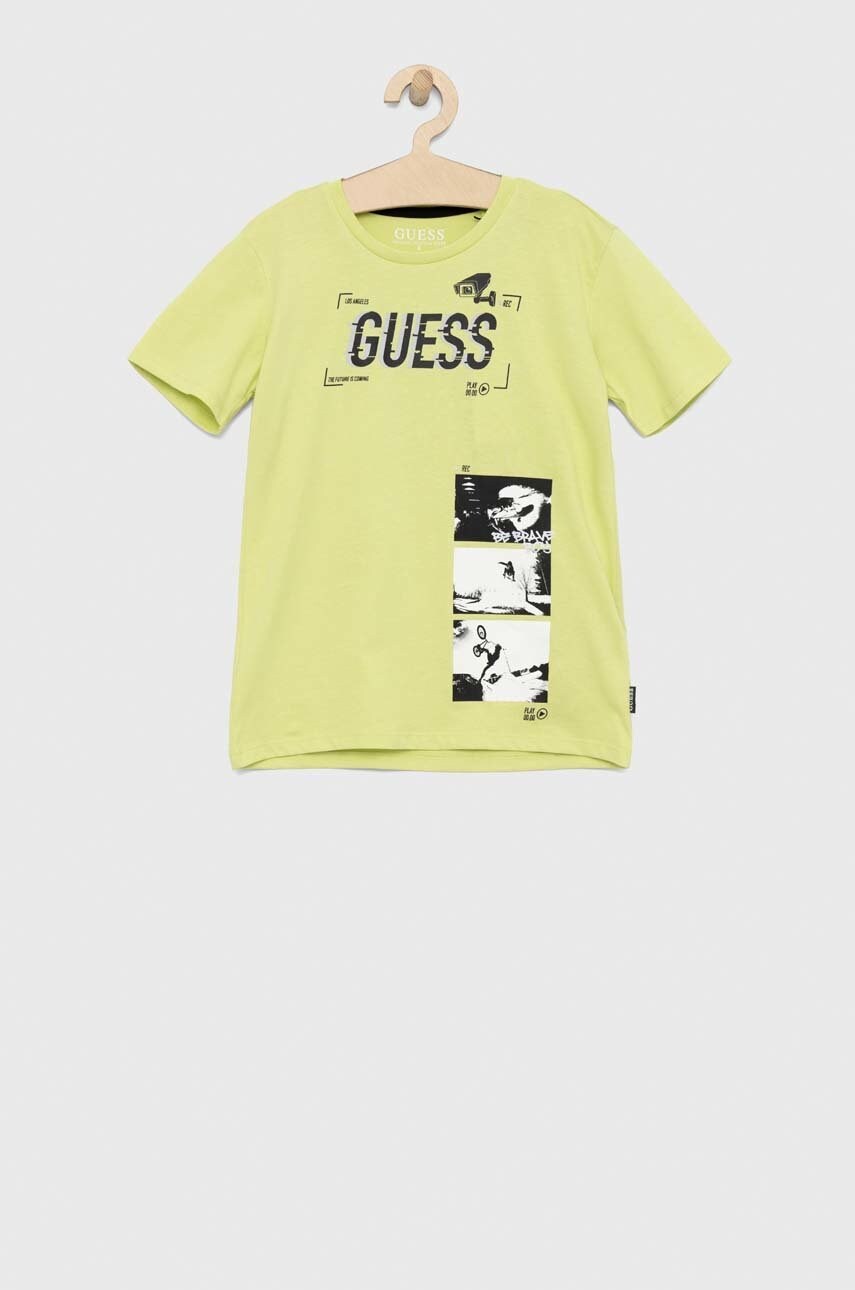 

Детская хлопковая футболка Guess цвет зелёный с принтом