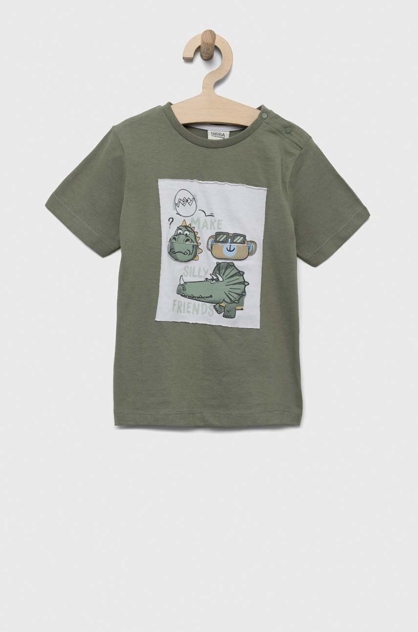 Levně Bavlněné dětské tričko Birba&Trybeyond zelená barva, s aplikací