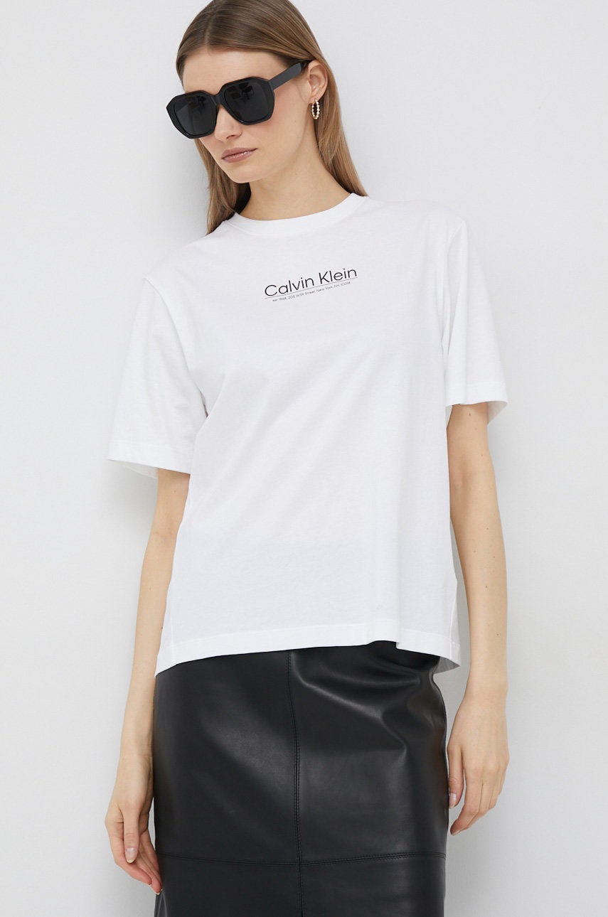 

Памучна тениска Calvin Klein в бяло, Бял