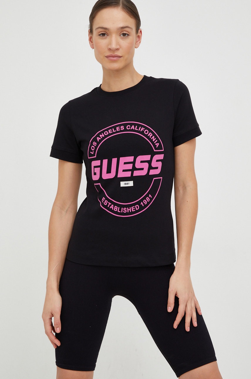 

Памучна тениска Guess в черно, Черен