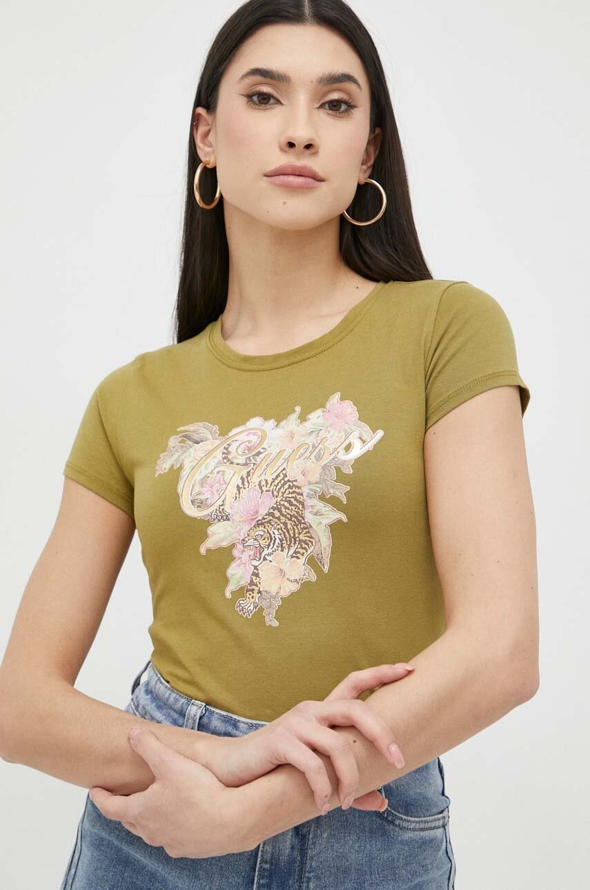 

Футболка Guess жіночий колір зелений