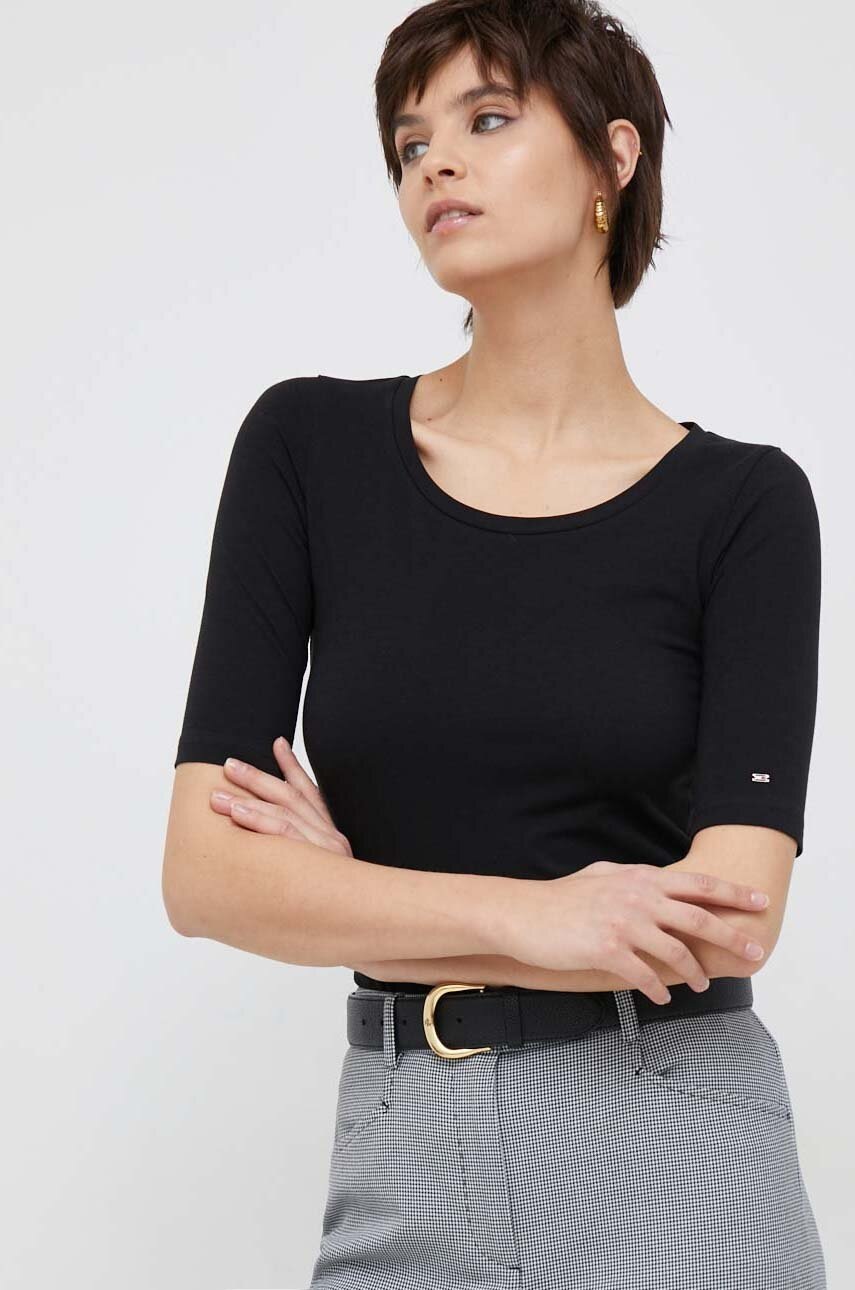 

Тениска Tommy Hilfiger в черно, Черен