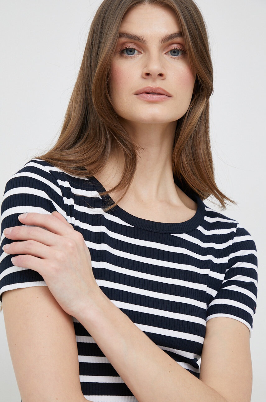

Футболка Tommy Hilfiger женский цвет чёрный