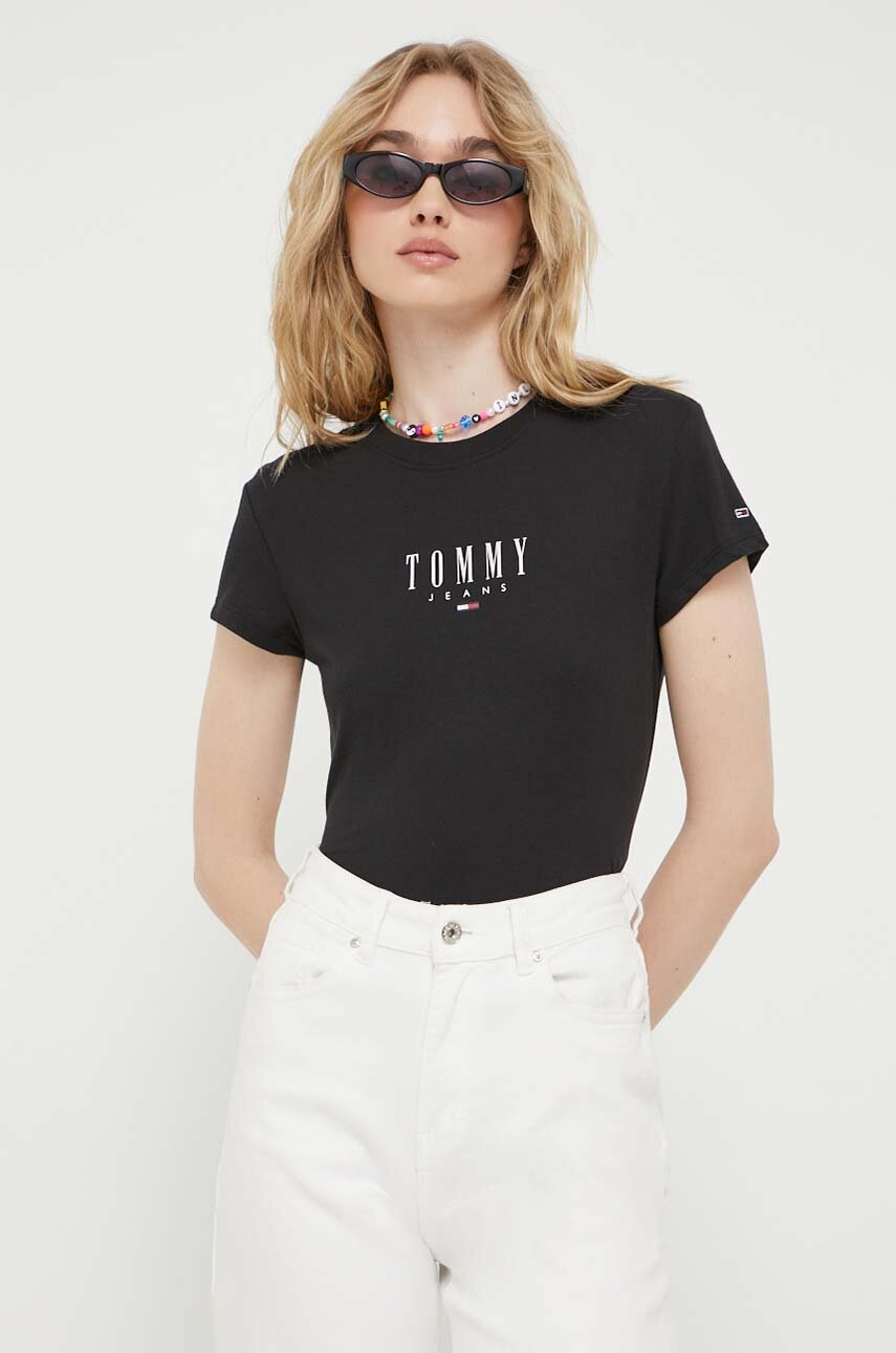 

Тениска Tommy Jeans в черно, Черен