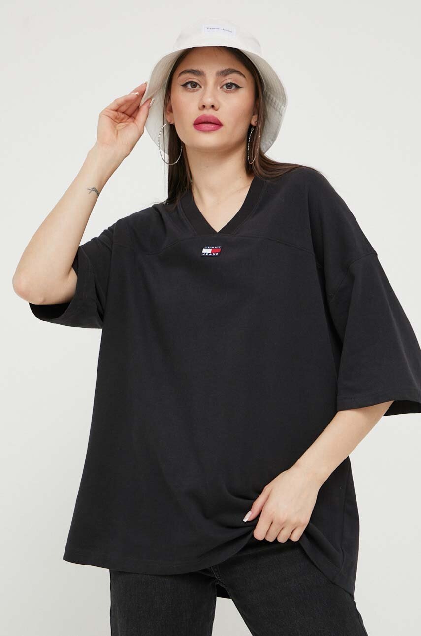

Памучна тениска Tommy Jeans в черно, Черен