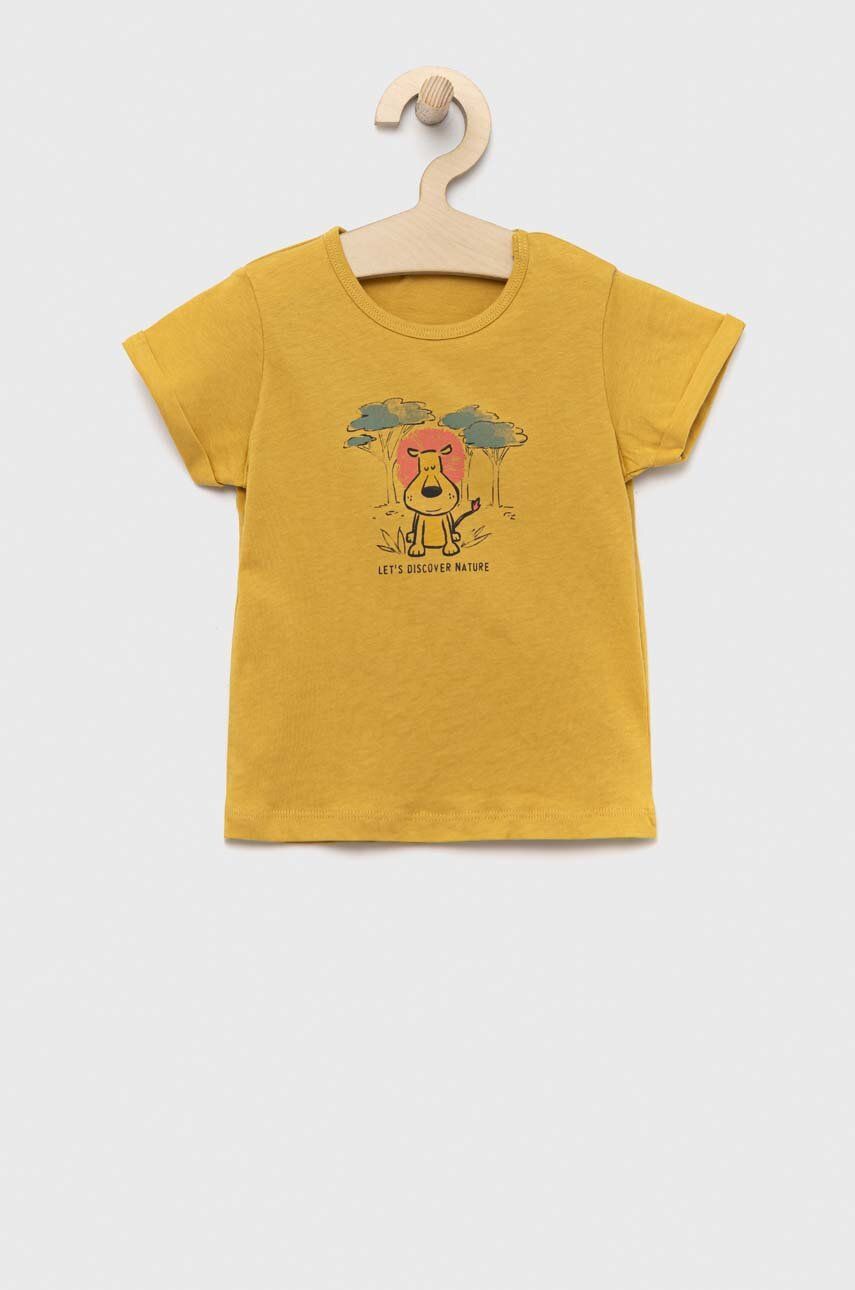 Levně Bavlněné dětské tričko United Colors of Benetton žlutá barva