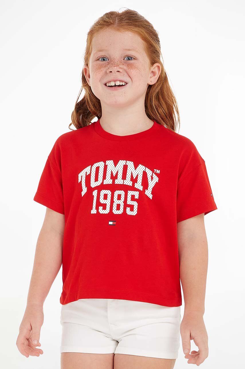 Levně Dětské bavlněné tričko Tommy Hilfiger Červená barva