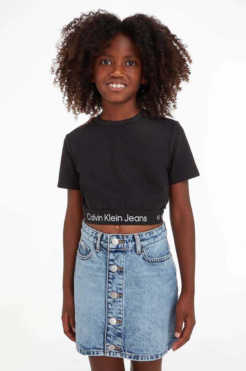 

Детска тениска Calvin Klein Jeans в черно, Черен