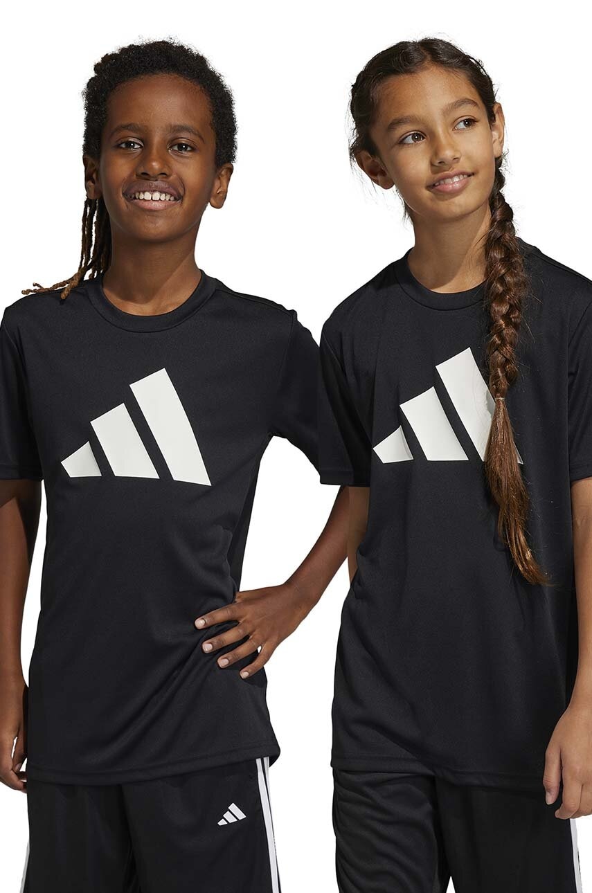 Детская футболка adidas U TR-ES LOGO цвет чёрный с принтом Детская футболка adidas U TR-ES LOGO цвет чёрный с принтом