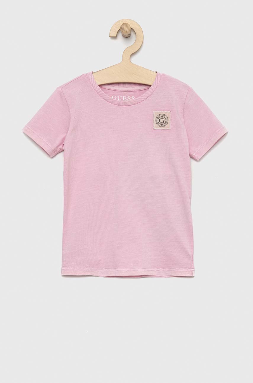 Детская хлопковая футболка Guess цвет розовый с аппликацией Детская хлопковая футболка Guess цвет розовый с аппликацией