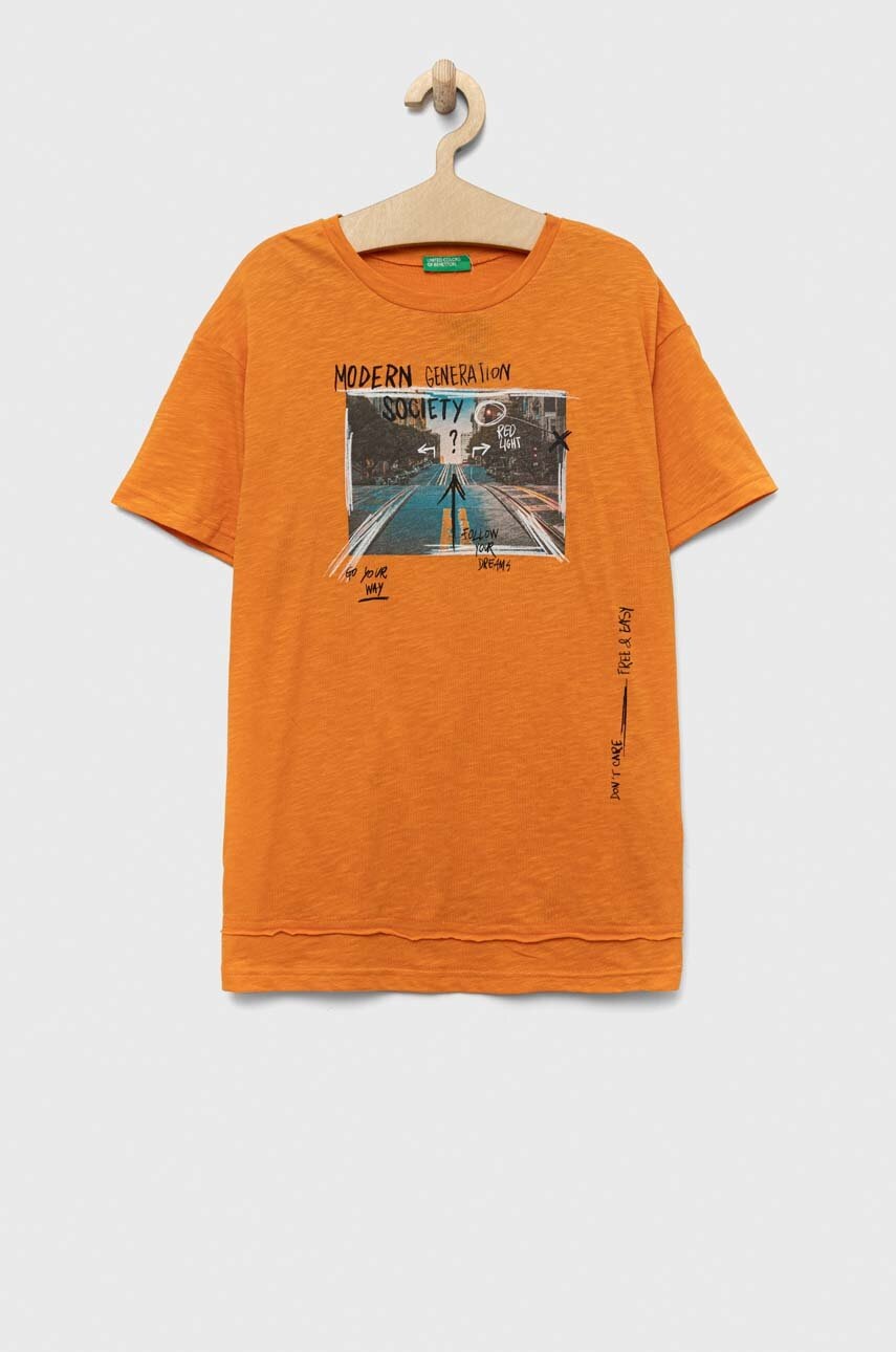 

Дитяча бавовняна футболка United Colors of Benetton колір помаранчевий з принтом