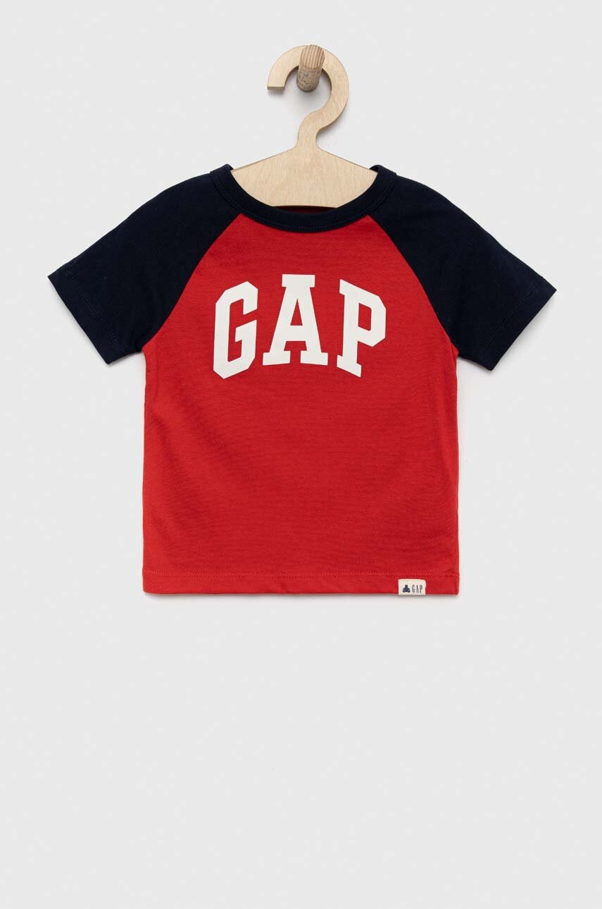 

Детска памучна тениска GAP в червено с принт, Червен