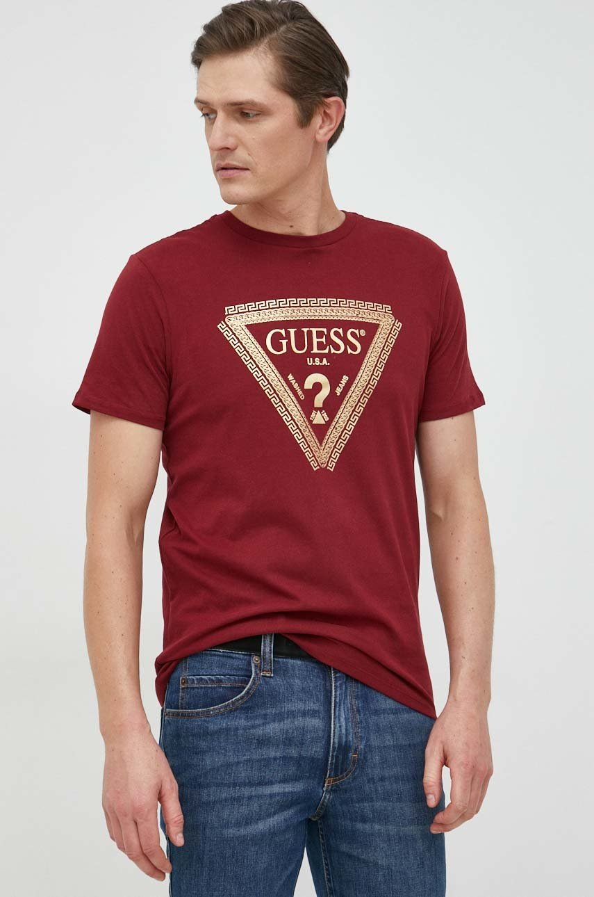 

Хлопковая футболка Guess цвет красный с принтом