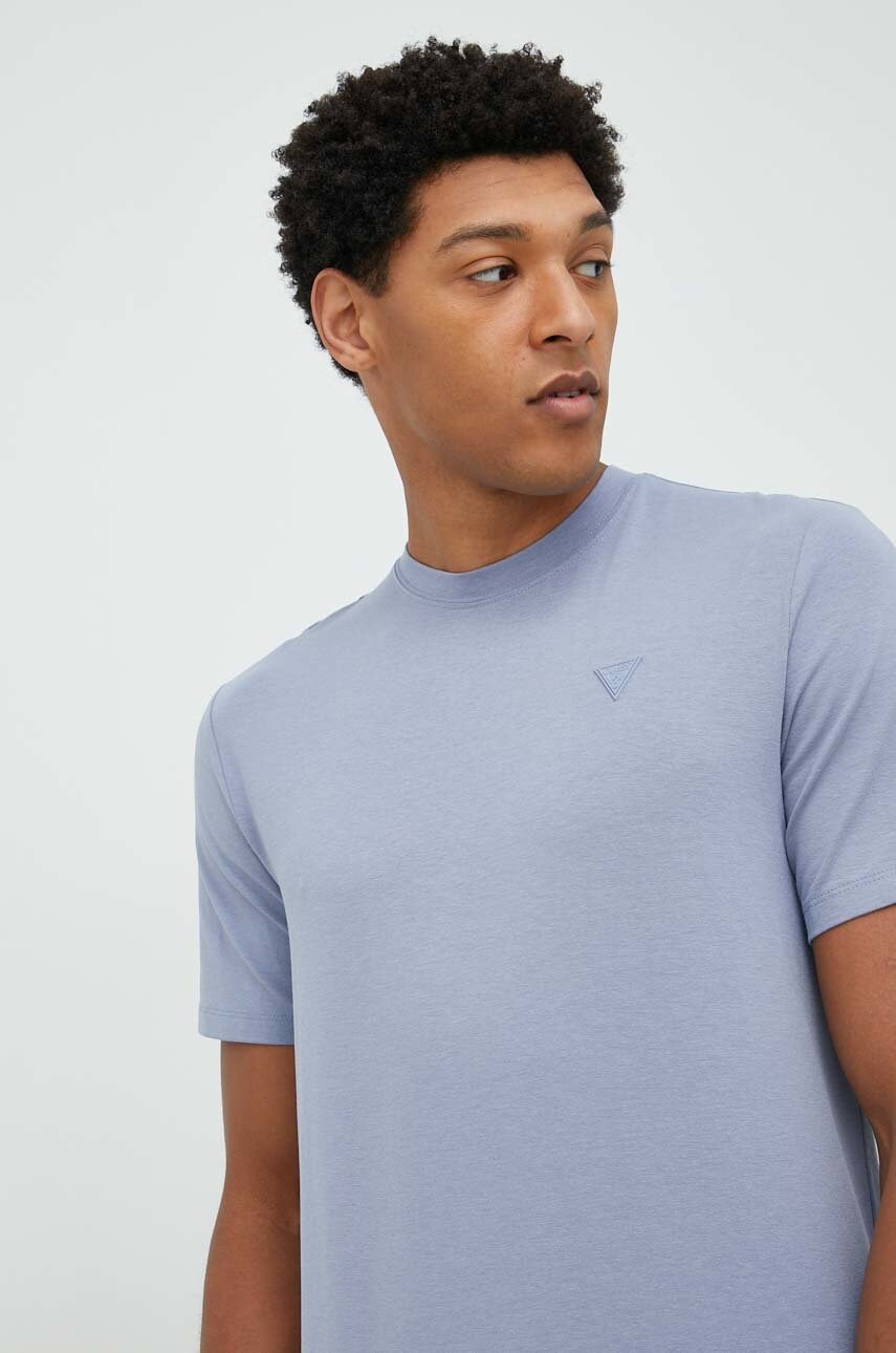 

Футболка Guess чоловічий однотонний