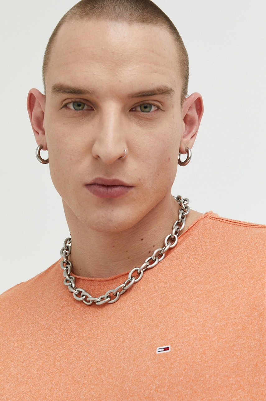 

Футболка Tommy Jeans чоловічий колір помаранчевий однотонний