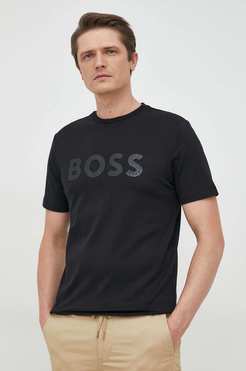 

Памучна тениска BOSS в черно с апликация, Черен