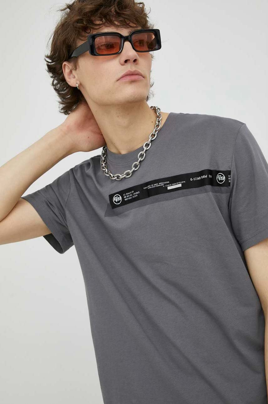 

Памучна тениска G-Star Raw в сиво с апликация, Сив