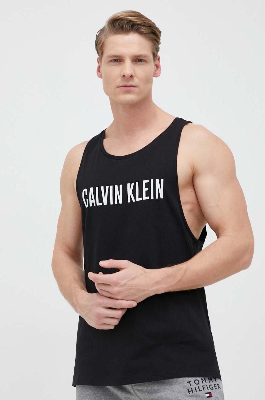 

Памучна тениска Calvin Klein в черно, Черен