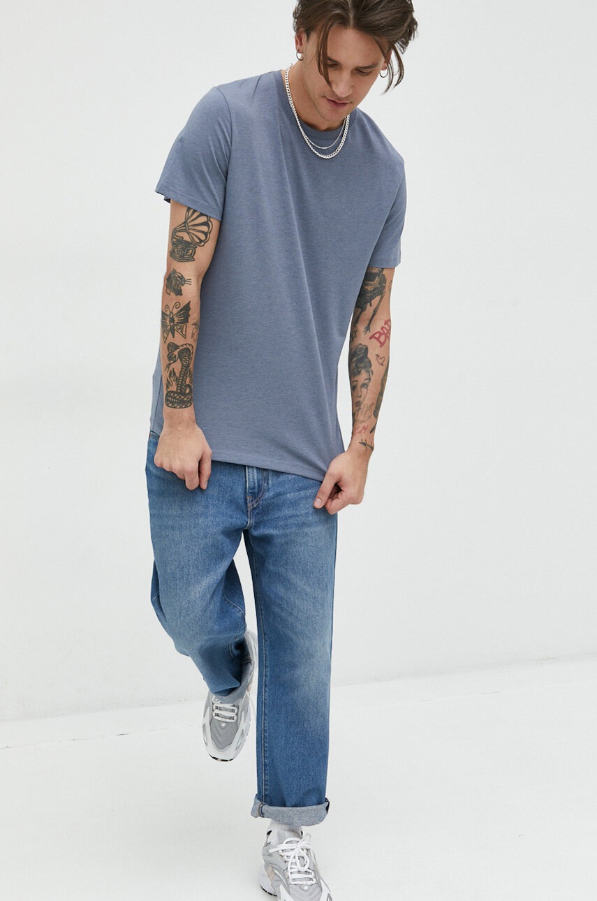 

Футболка Jack & Jones JJEORGANIC чоловіча однотонна 12222887
