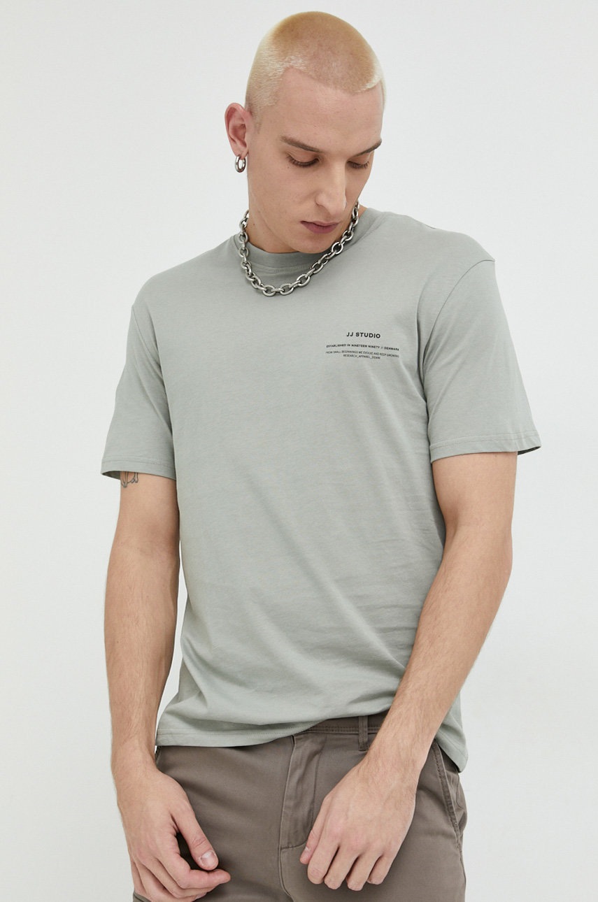 

Хлопковая футболка Jack & Jones JJEFELIX цвет зелёный с принтом