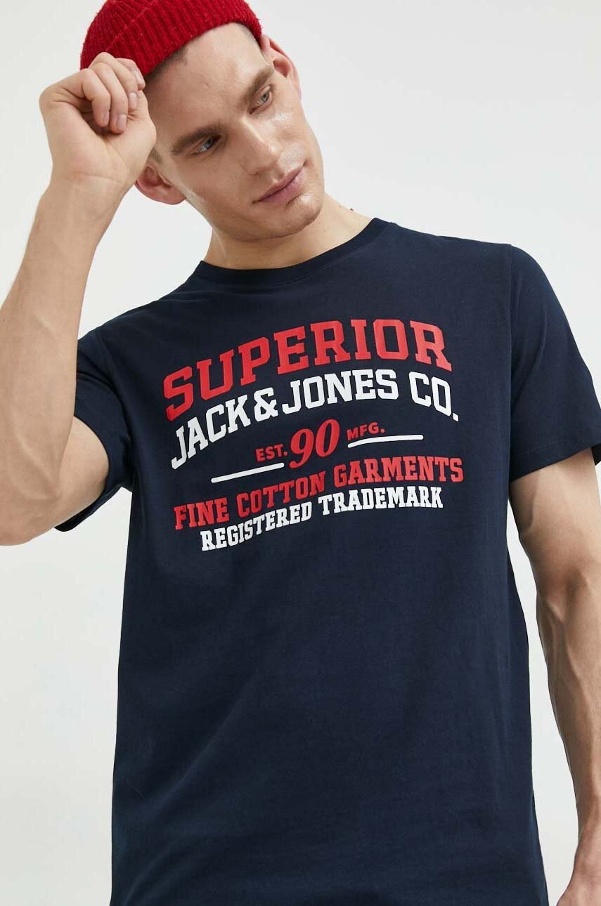 

Памучна тениска Jack & Jones JJSTAR в тъмносиньо с принт 12231477, Тъмносин
