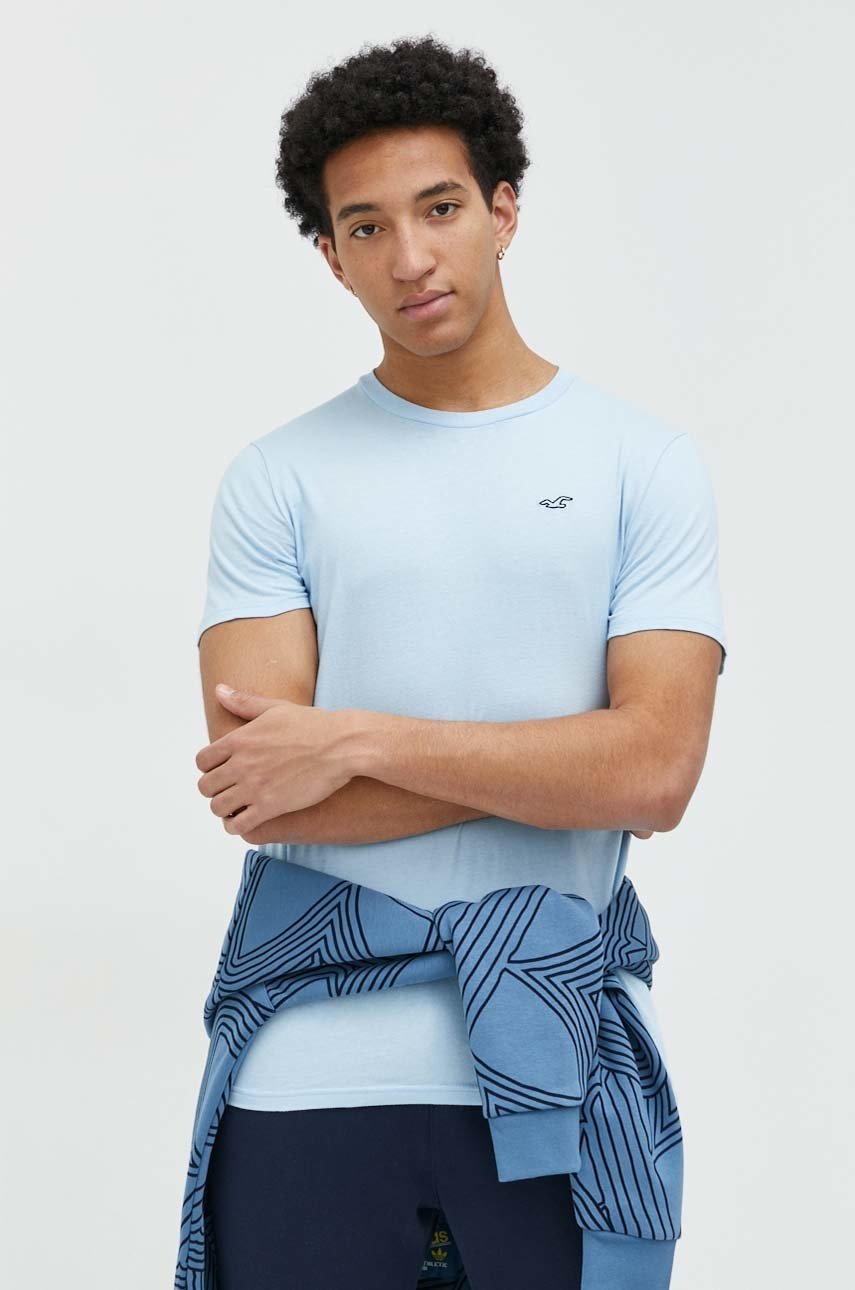 

Памучна тениска Hollister Co. в синьо с изчистен дизайн, Син