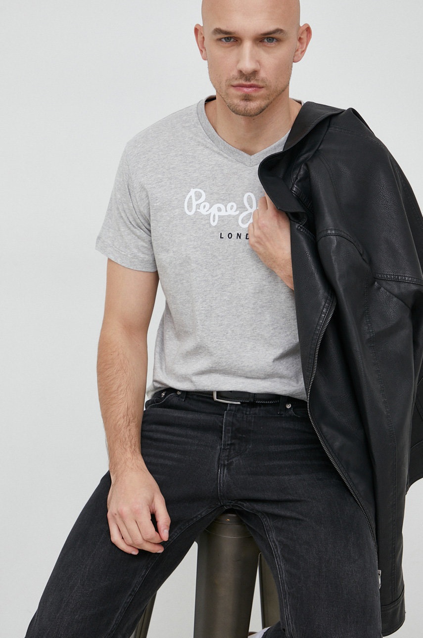 

Памучна тениска Pepe Jeans Eggo в сиво с принт, Сив