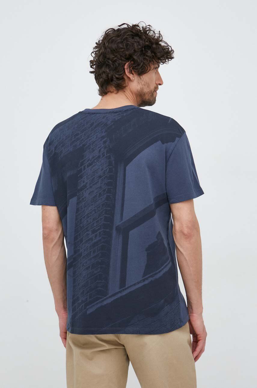 Bavlněné tričko Pepe Jeans Raevon tmavomodrá barva, s potiskem - námořnická modř -  100 % Bavln