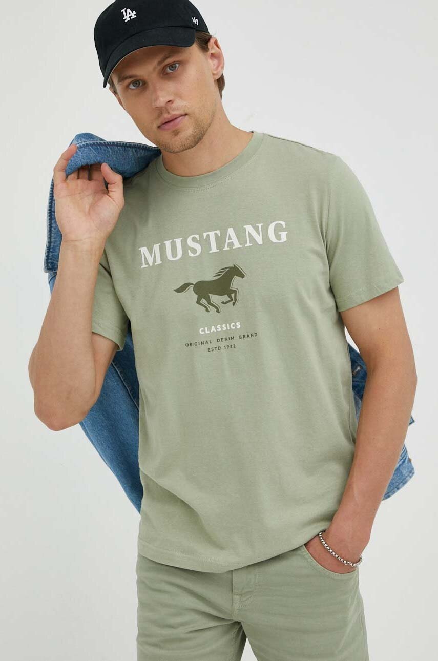 

Памучна тениска Mustang в зелено с принт, Зелен