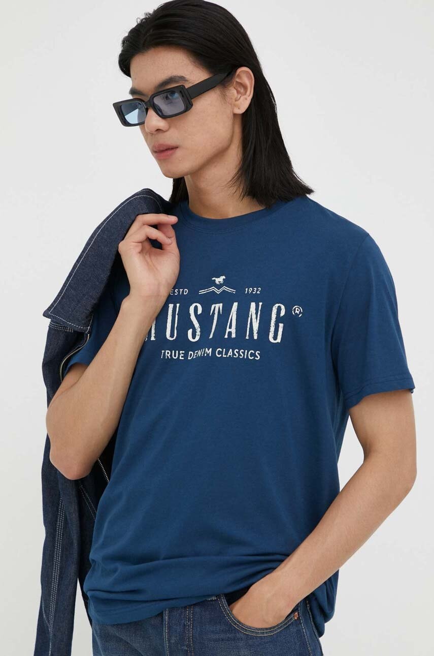 Mustang tricou din bumbac culoarea albastru marin, cu imprimeu