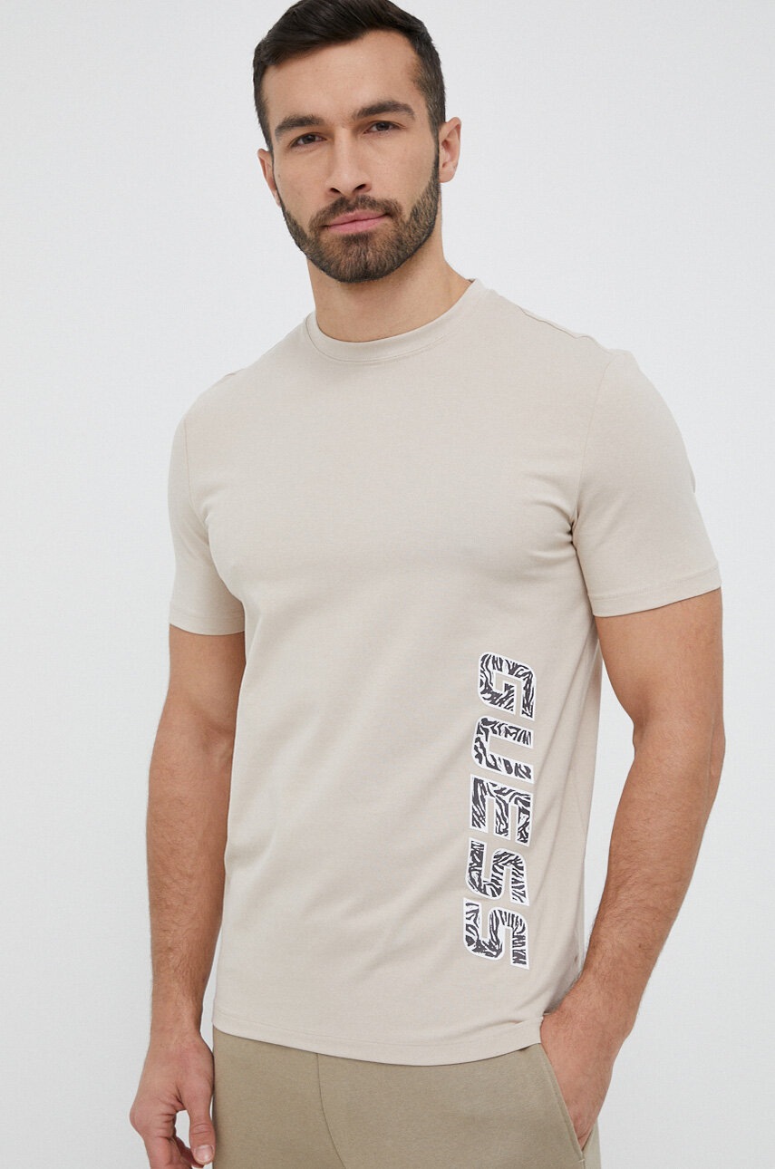 

Футболка Guess чоловічий колір бежевий з принтом
