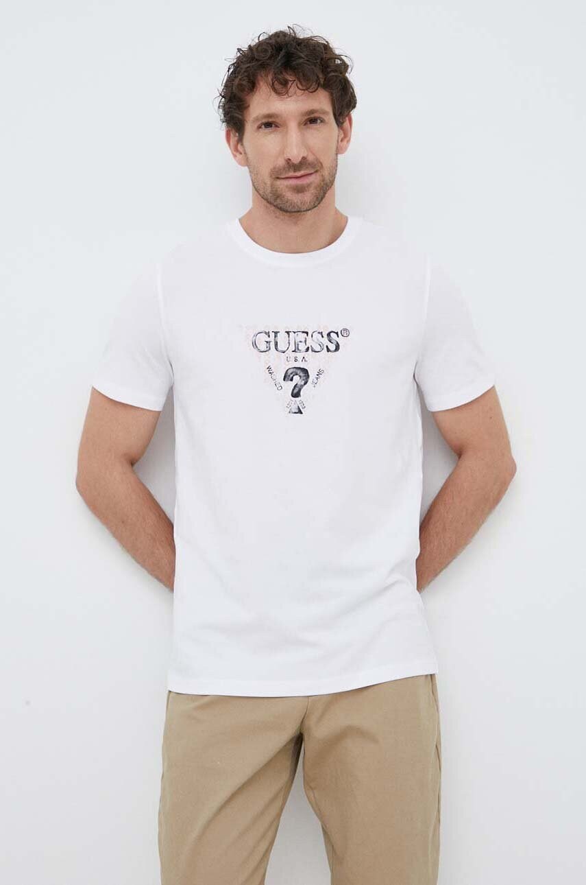 

Футболка Guess чоловічий колір білий з принтом
