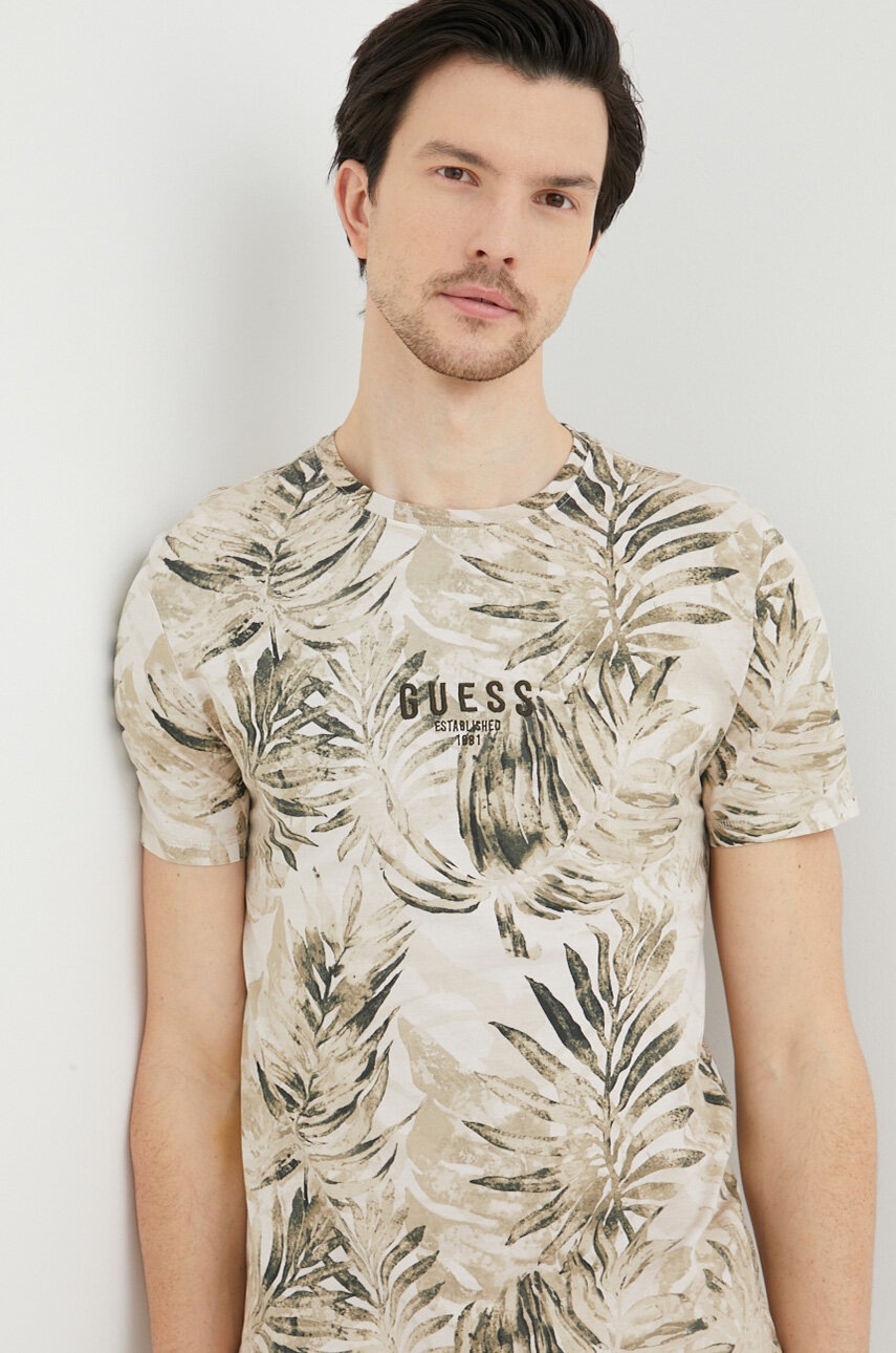 

Хлопковая футболка Guess цвет зелёный узорный