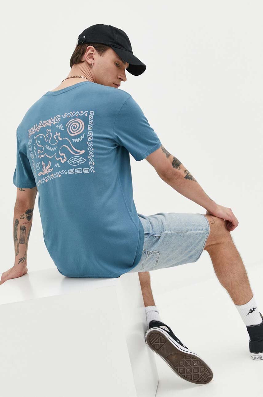 

Памучна тениска Billabong в синьо с принт, Син