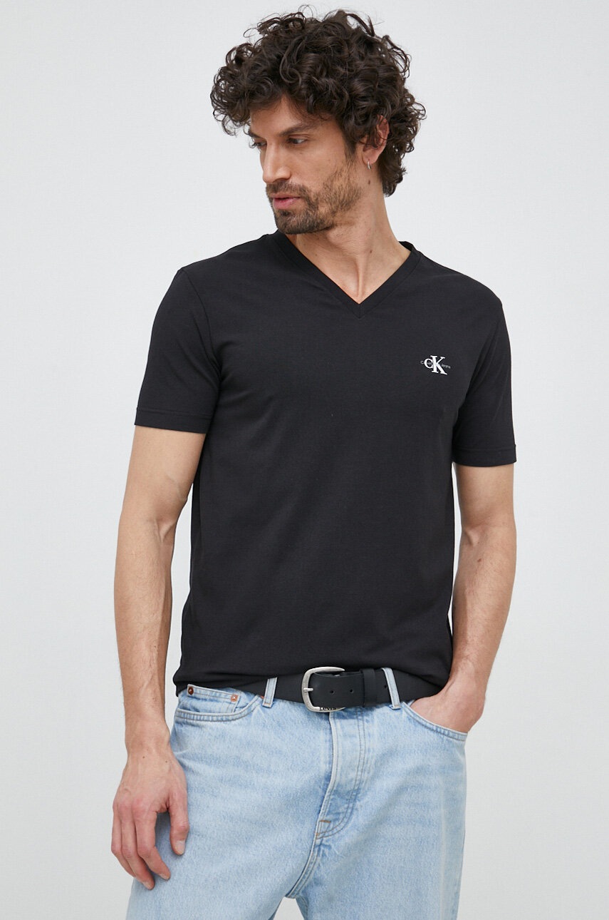 

Тениска Calvin Klein Jeans в черно с изчистен дизайн, Черен