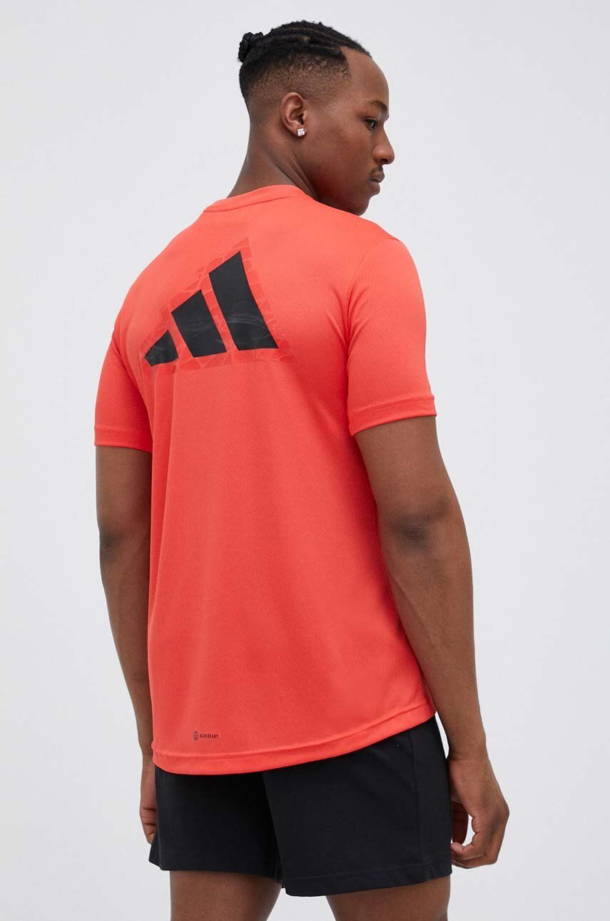 Tréninkové tričko adidas Performance Workout Base červená barva, s potiskem - červená -  100 % 