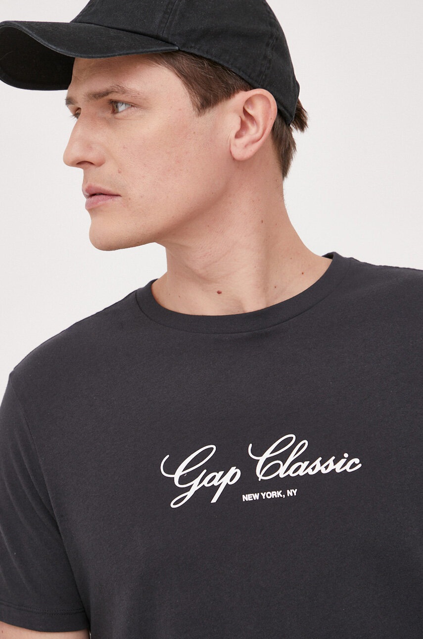 

Памучна тениска GAP в черно с десен, Черен