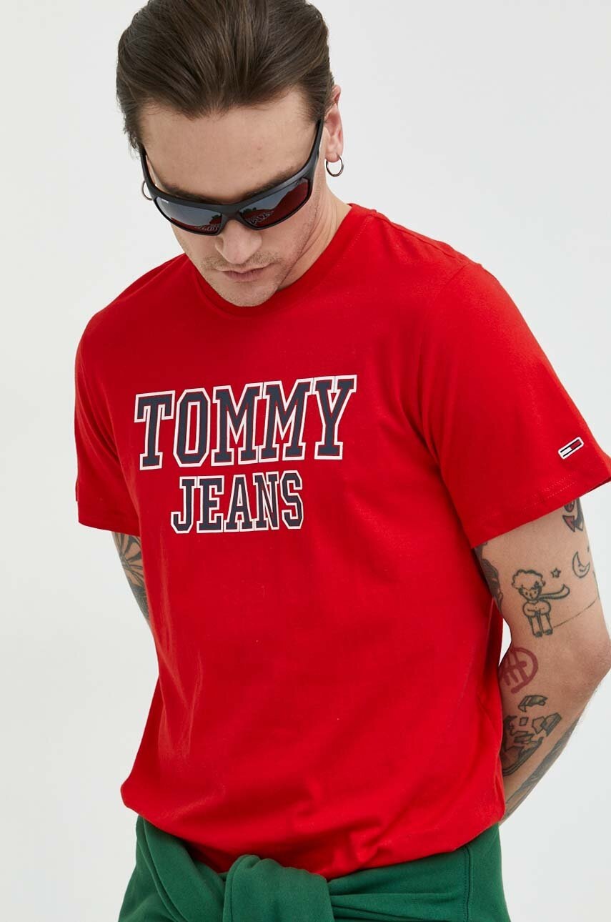 

Бавовняна футболка Tommy Jeans колір червоний з принтом
