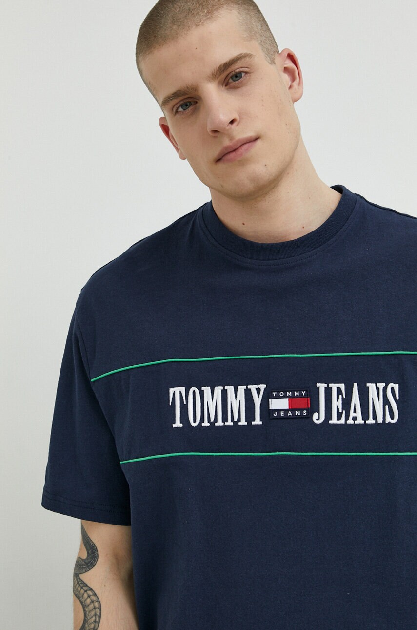 

Бавовняна футболка Tommy Jeans колір синій з аплікацією