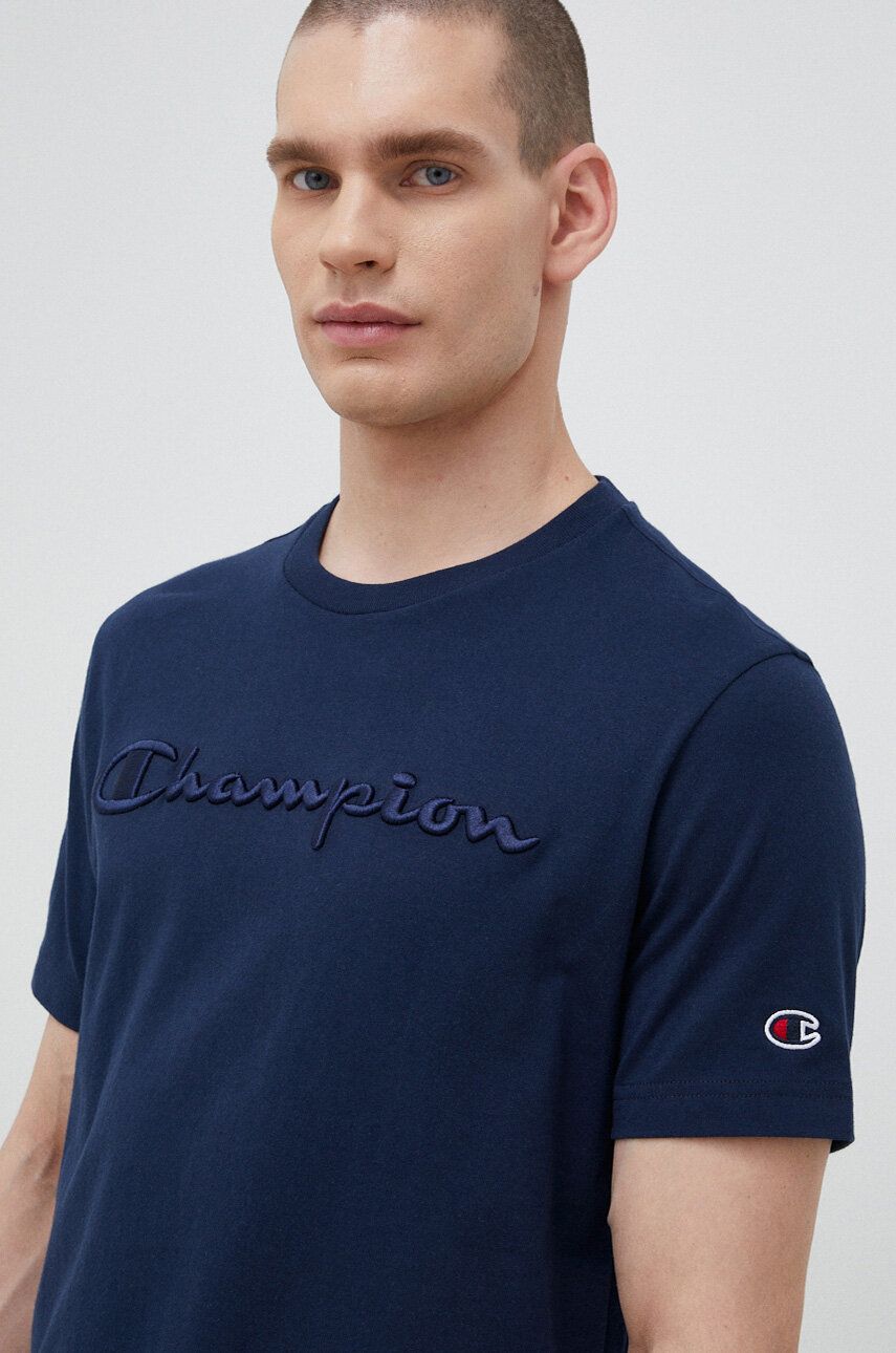 Bavlněné tričko Champion tmavomodrá barva - námořnická modř -  100 % Bavlna