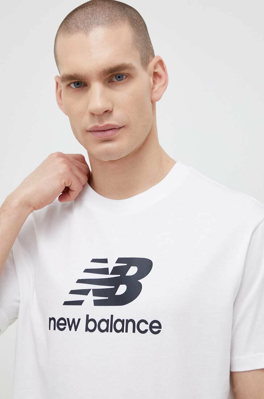 Levně Bavlněné tričko New Balance bílá barva, MT31541WT-1WT