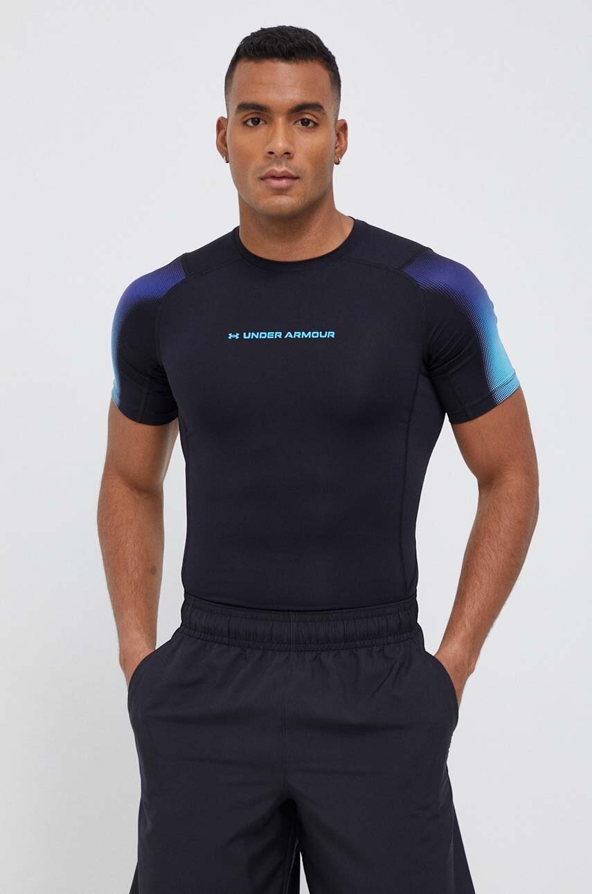 

Футболка для тренинга Under Armour Novelty цвет чёрный с принтом